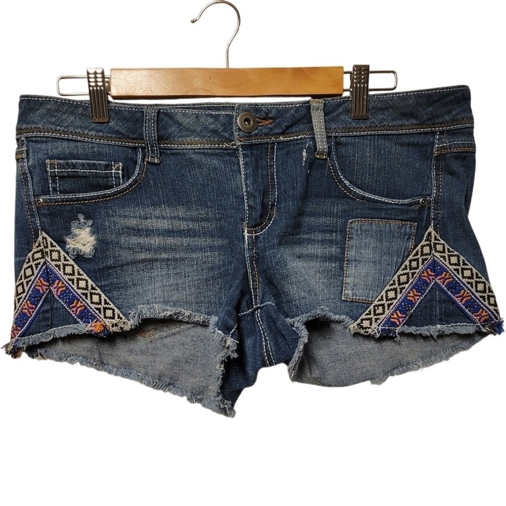 Mudd Boho Embroidered Denim Cut Off Shorts Juniors Size 11 Blue Distressed‎ Y2K